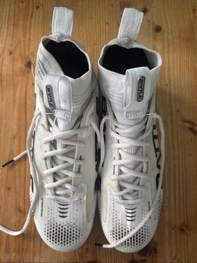 Men's White Battle Football Cleats